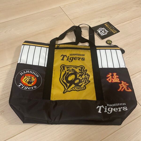 阪神タイガース保温保冷多機能BIGトートバッグ Hanshin Tigers