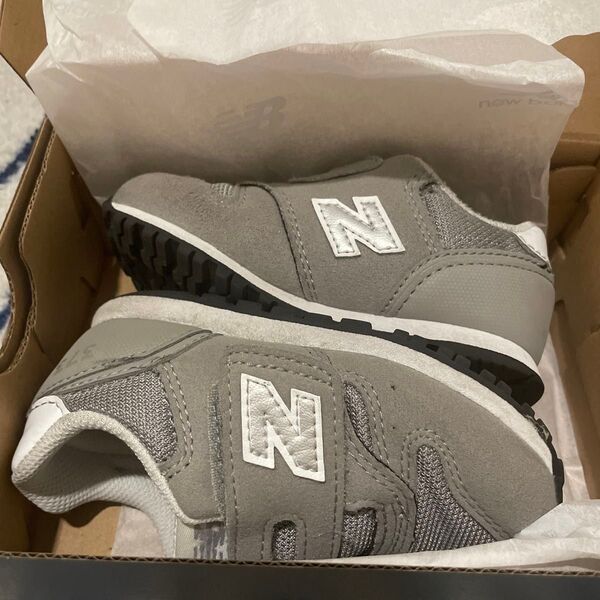 New Balance ベビーシューズ グレー 13.5センチ キッズ