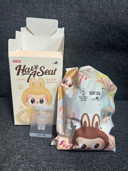 LABUBU Seat ぬいぐるみ