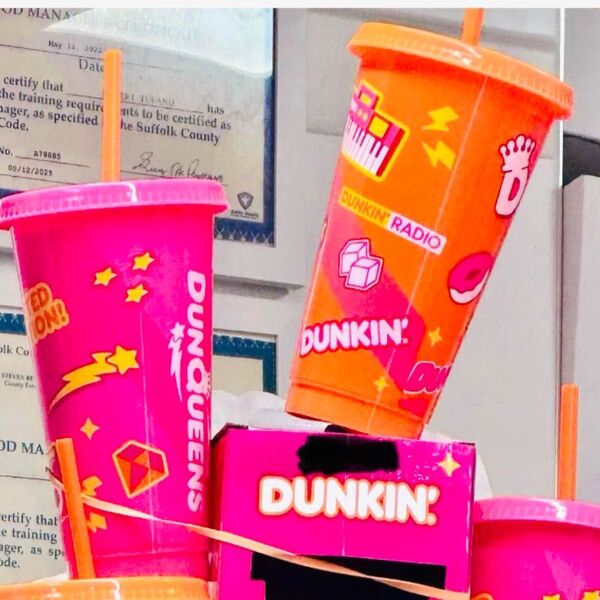 新品 DUNKIN DONUTS ダンキンドーナツ スーパーボウル 限定 コラボ タンブラー 2個 アメリカ 輸入 雑貨