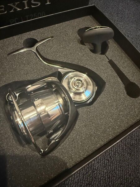 最終価格!ダイワ 22イグジスト PC LT2500 新品未使用 pclt2500