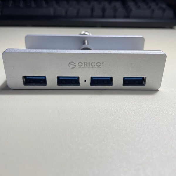 ORICO USB3.0ハブ 4ポート クリップ式 5Gbps高速 5V/2A給電ポート付き