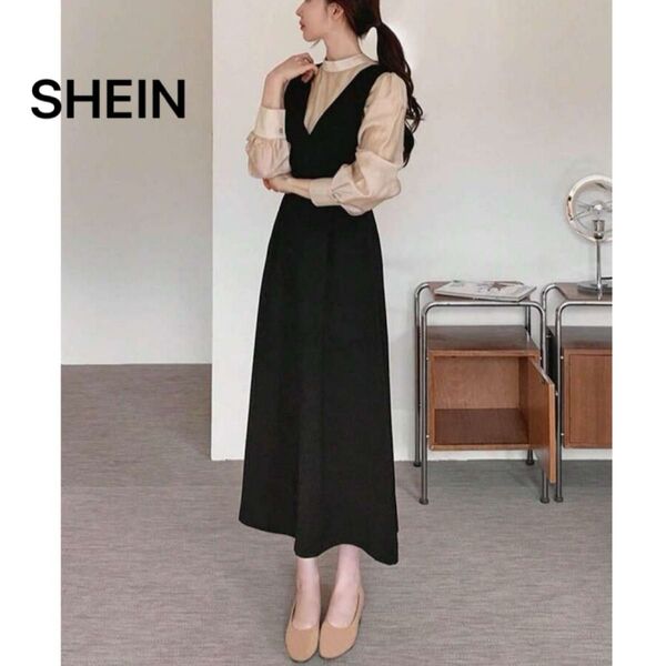 SHEIN ジャンパースカート ワンピース 黒 ブラック Sサイズ Vネック