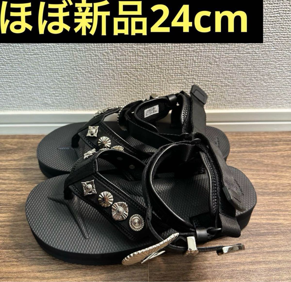 【TOGA】メタル バックル サンダル【送料関税込】 TOGA PULLA メタルサンダル|Yahoo!フリマ(旧PayPayフリマ)