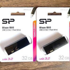 USBメモリー 32GB シリコンパワー USB3.0 スライド式【2個セット】