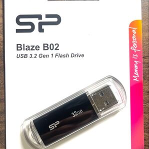 USBメモリ 32GB シリコンパワーUSB3.1ヘアライン仕上げ