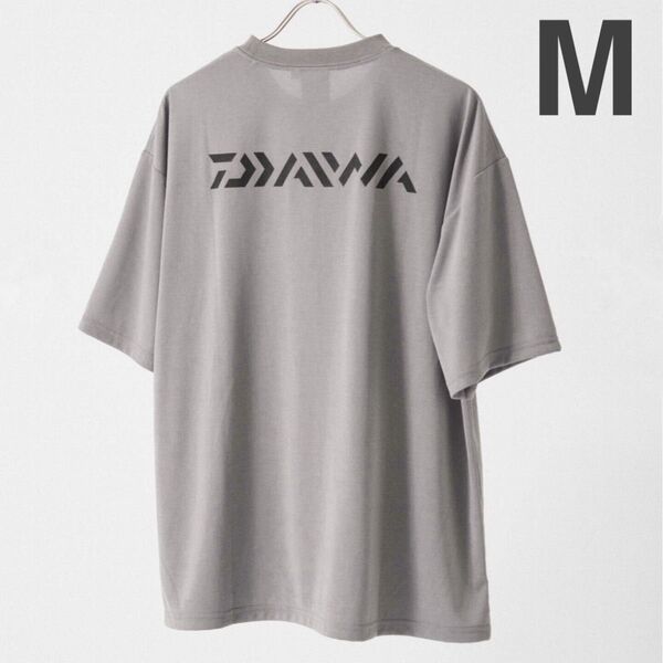 M 新品 DAIWA ダイワ 別注 ロゴ Tシャツ メンズ グレー ルーズフィット JOURNAL STANDARD relume