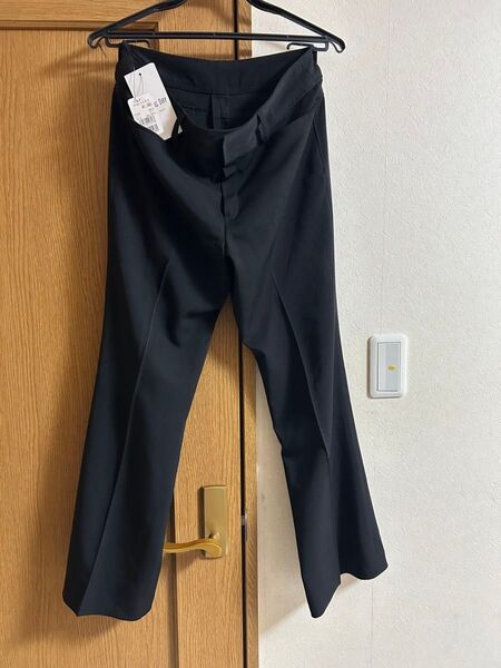 パンツ ブラック 未使用 美脚パンツ タグ付き