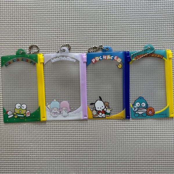 Sanrio ミニファスナーケース