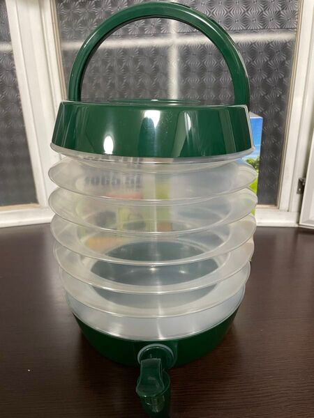 (新品未使用) Montagna モンターナ 折りたたみ式ウォータージャグ5.5L