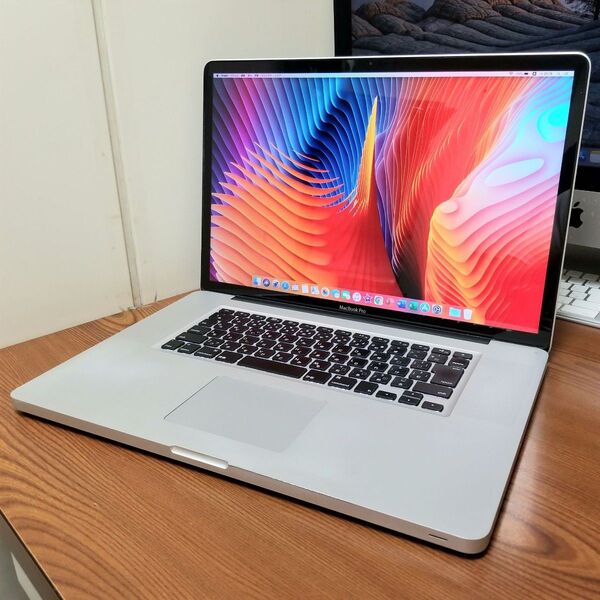 【フルスペック仕様】 Macbook Pro 17インチ i7 メモリ8GB SSD240GB 2020年版office付