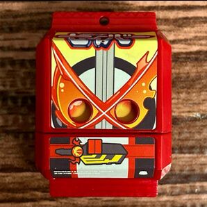 仮面ライダーガヴ 書籍付録 セイバー ゴチゾウ