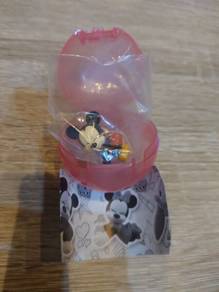 ディズニーキャラクター りんぎゅっ ミッキーマウス カプセルトイ
