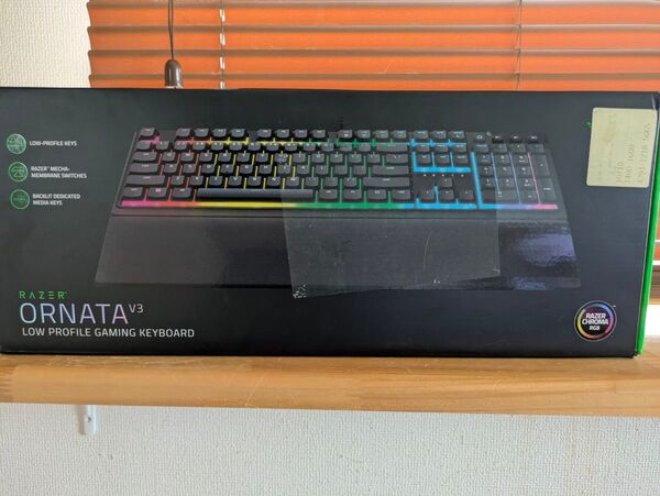 Razer Ornata V3 ゲーミングキーボード 本体