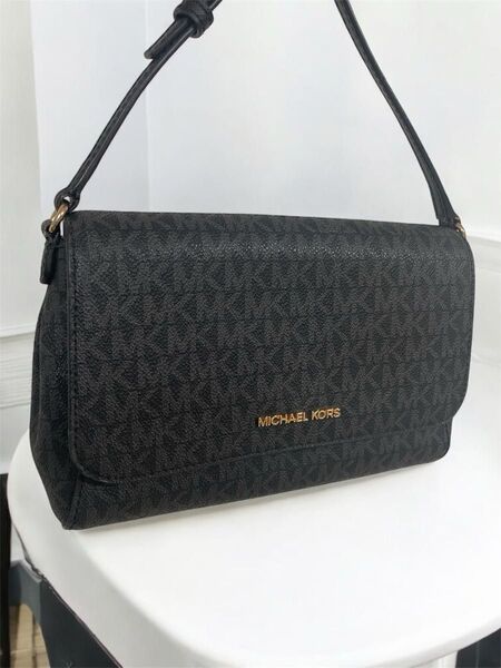 ショルダーバッグ マイケルコース