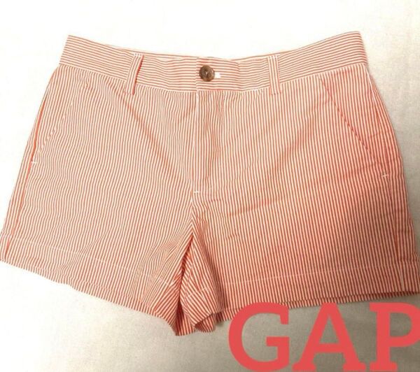 美品GAP ストライプ柄ショートパンツ レッド系