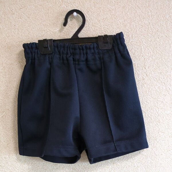 体操服 ハーフパンツ 紺色