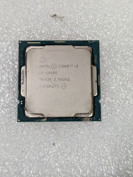 Intel Core i3-10105 プロセッサ
