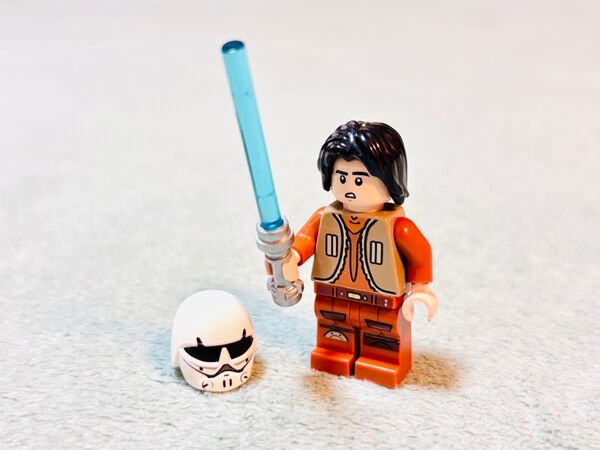 LEGO スターウォーズ / 75048 エズラ ミニフィグ / マスク付き
