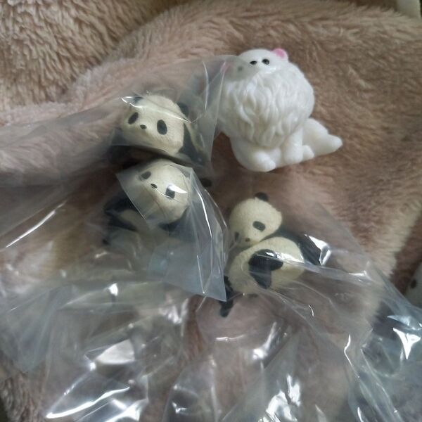 ふちやすみ パンダ おすわり〜ぬ 2 ポメラニアン ガチャポン