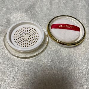 CLARINS プードル ド ナクル フェイス ボディ パール パウダー