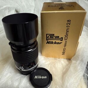 Nikon Micro-Nikkor 105mm f/2.8 レンズ
