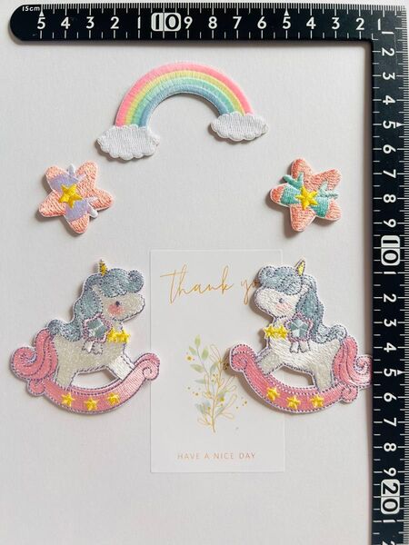 刺繍ワッペンレインボー ユニコーン 星 ハンドメイド シールタイプ刺繍アイロンワッペン