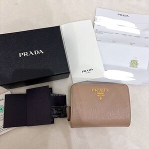 PRADA 財布 ピンク系