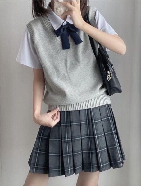 スクールベスト ベスト 制服 中学 高校 学生服 女子 夏物 薄手 シンプル ライトグレー コスプレ M