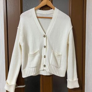 GU カーディガン Vネック