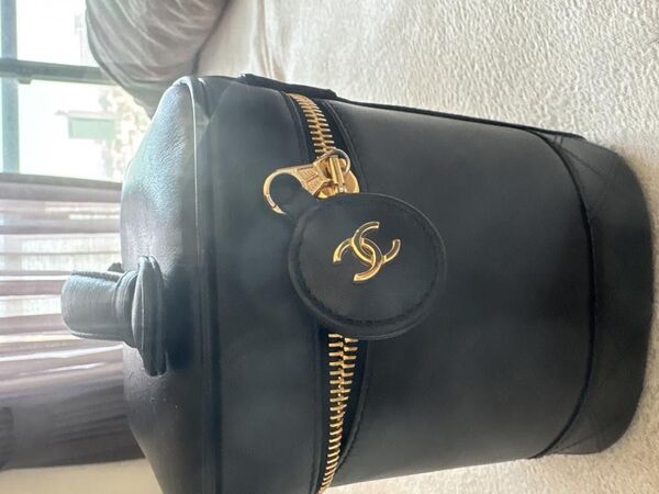 CHANEL バニティバッグ ブラック レザー