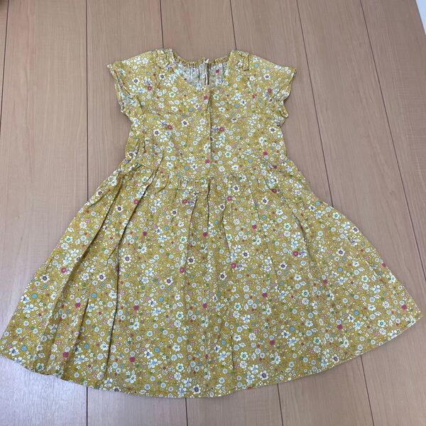 女の子 ワンピース 130cm 花柄 イエロー