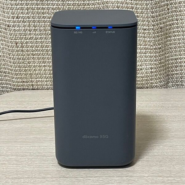 docomo HR01 home5g Wi-Fiルーター