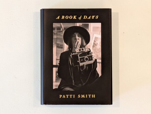 【洋書 新品】A Book of Days : Patti Smith / パティ・スミス