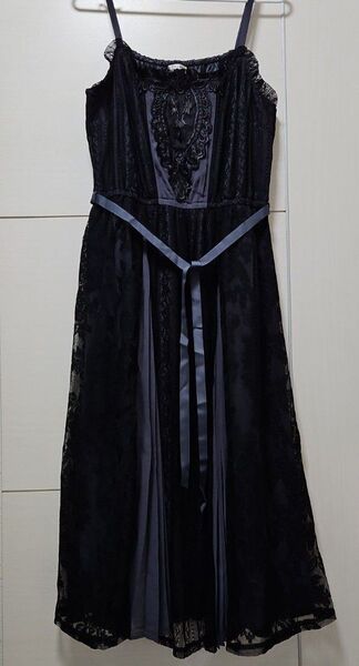 新品未使用 axes femme モチーフレースキャミワンピース ブラック