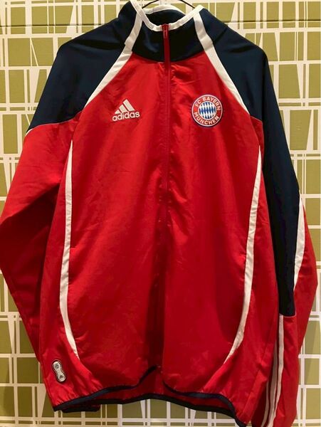 adidas FCバイエルン・ミュンヘン ウィンドブレーカー OT レッド L