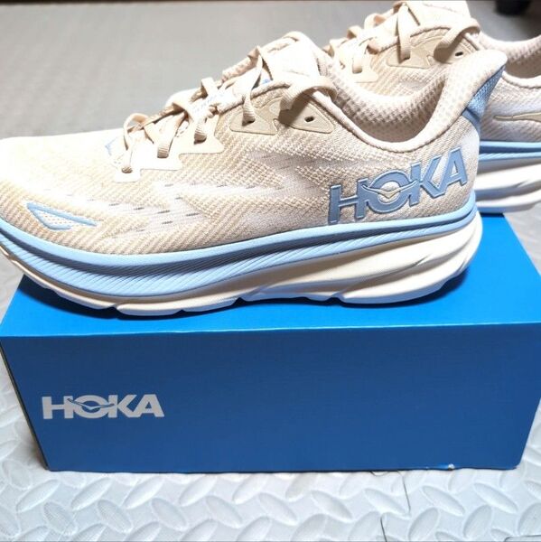 【新品未使用】HOKA CLIFTON9 28.0cm OKLB