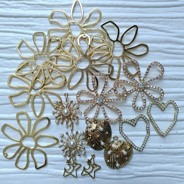 ハンドメイド パーツ チャーム 大ぶり ハート ゴールド お花 シェル 金属パーツ アクセサリー
