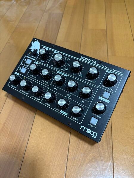 moog minitaur Moog MINITAUR アナログシンセサイザ モーグ ミニタウ Roland KORG コルグ
