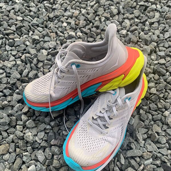 HOKA ONE ONE クリフトンエッジ 26.5