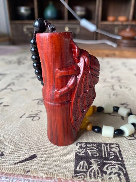紫檀木彫り 蝉 竹 根付 ストラップ 高さ7cm 古美術 縁起物 古美術 置物 提物