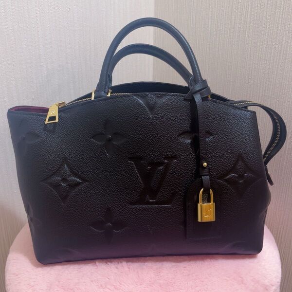 LOUIS VUITTON ルイヴィトン プティ・パレ ハンドバッグ レザー ショルダーバッグ ブラック