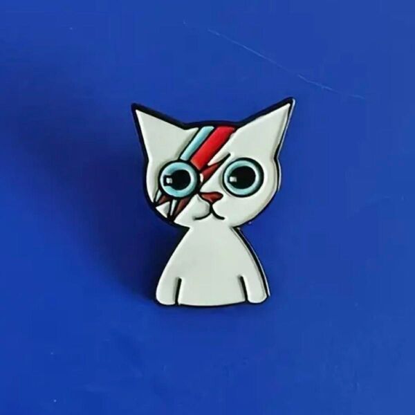 【デヴィッドボウイ猫】ピンバッジ ピンバッチ ピンズ ブローチ