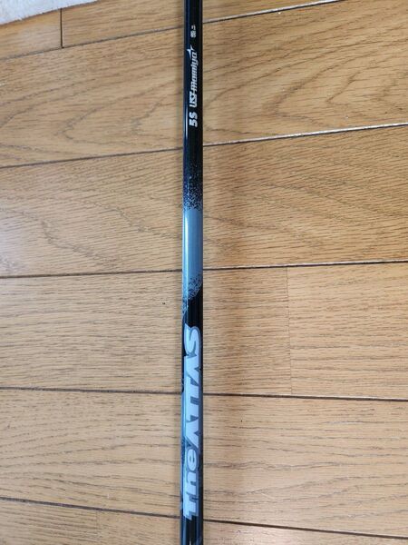 The ATTAS V2 5S ドライバー テーラーメイドスリーブ
