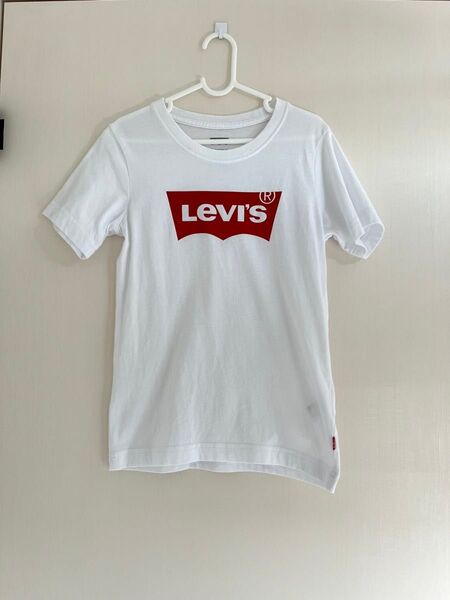 116-122cm リーバイスTシャツ