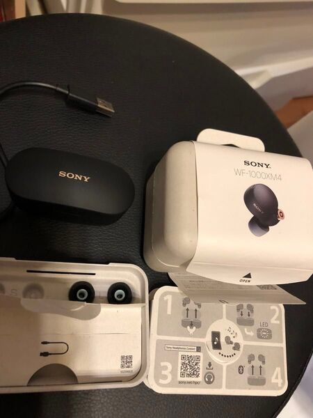 SONY ソニー ワイヤレスイヤホンWF-1000XM4 美品!