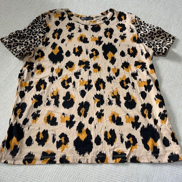 ZARA レオパード柄トップス Mサイズ