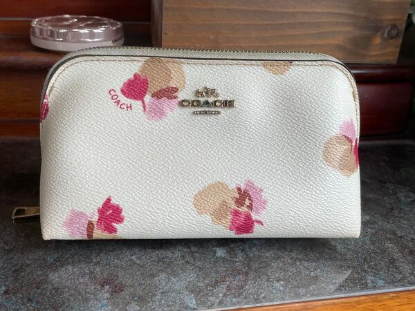 COACH コーチ 化粧ポーチ 花柄 ホワイト系