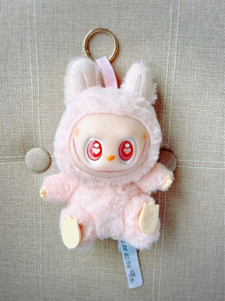 LABUBU ラブブ 大人気 ピンク ぬいぐるみ キーホルダー チャーム 2代目 新品 未使用
