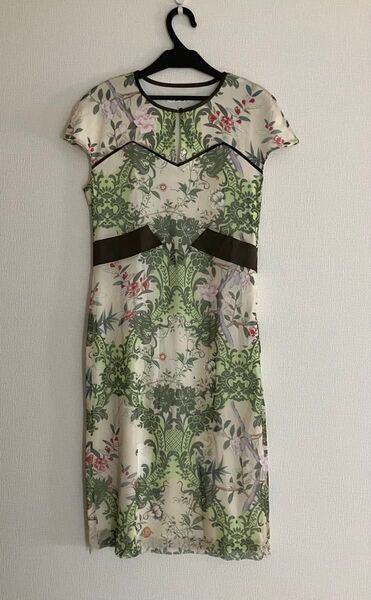 ヴィヴィアンタム vivienne tam パワーネットワンピース フレンチスリーブ 花柄 緑